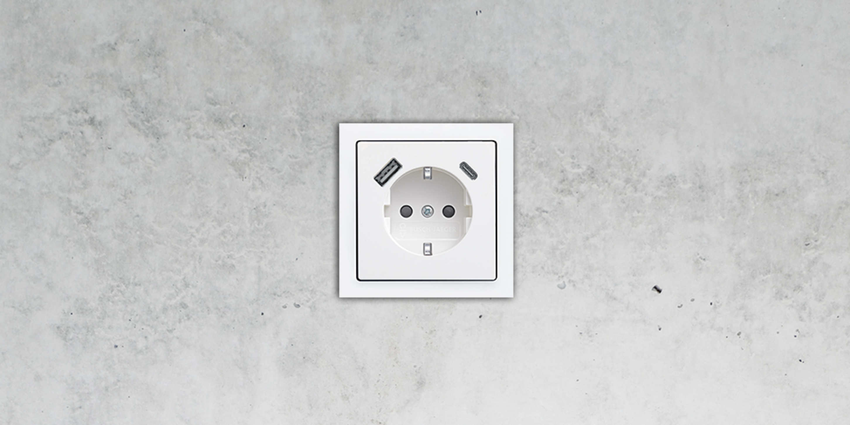 SCHUKO® USB-Steckdose bei MainSonnenStrom GmbH & Co. KG in Esselbach