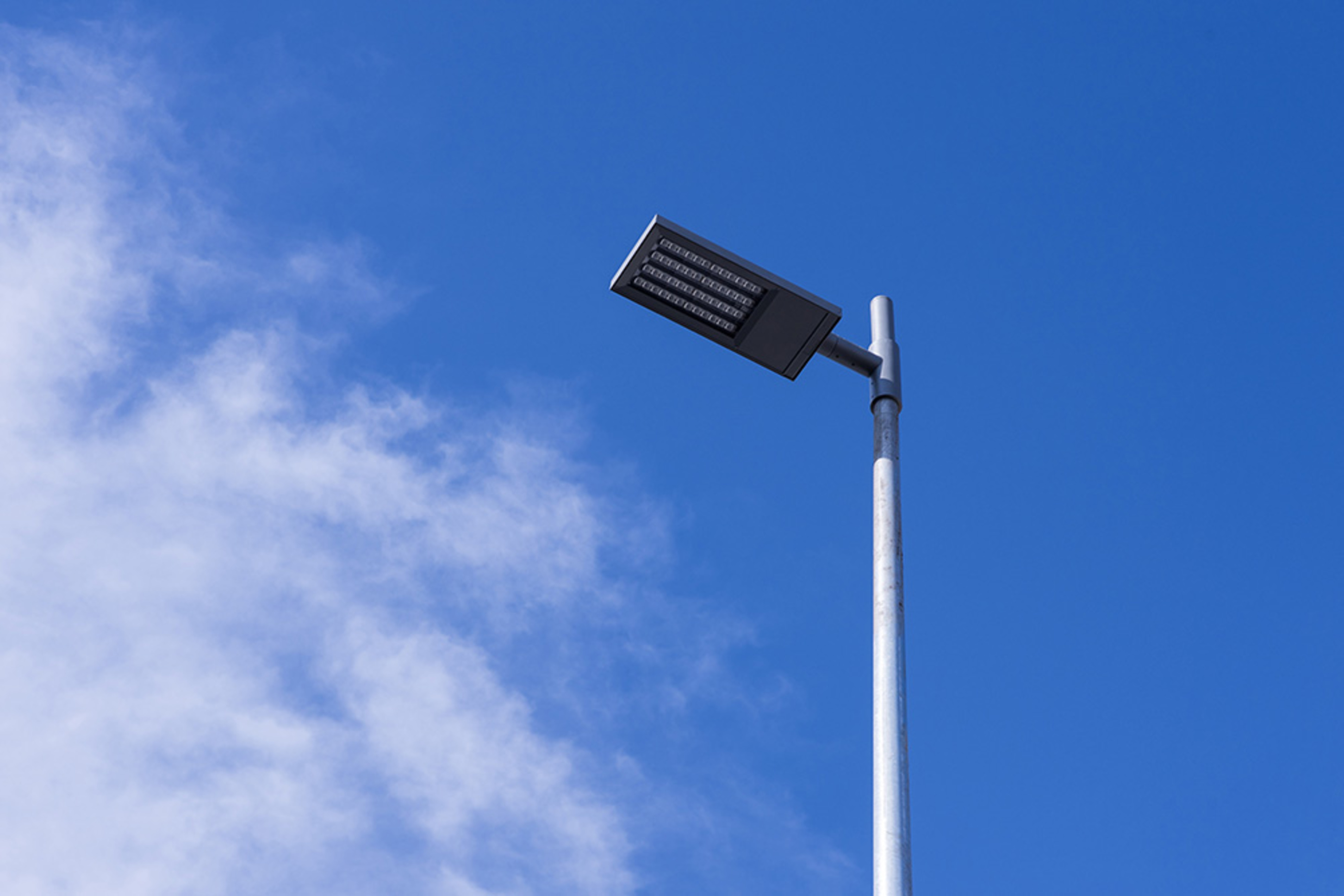 LED-Straßen&shy;beleuchtung bei MainSonnenStrom GmbH & Co. KG in Esselbach