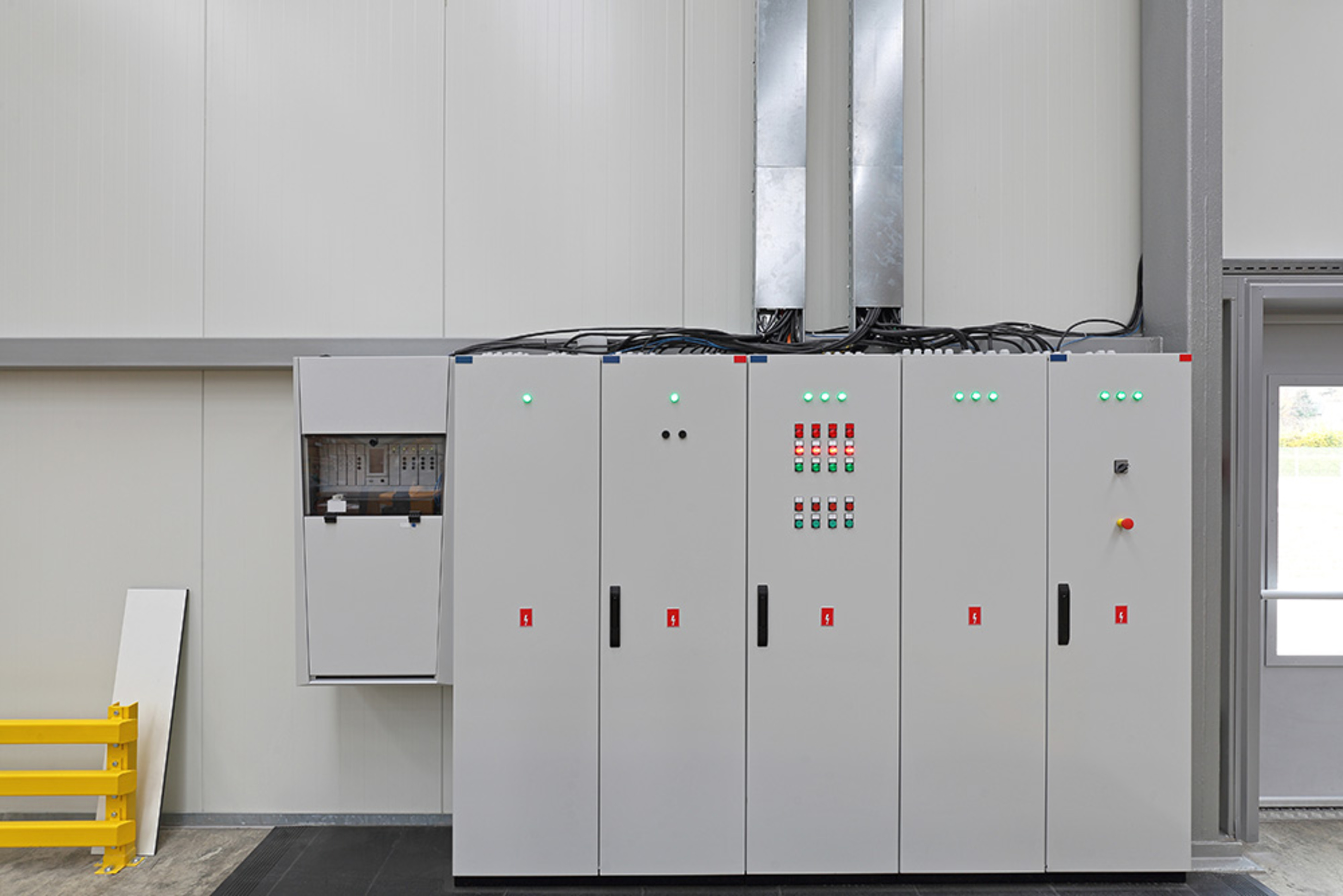 Mess- & Wandler&shy;anlagen bei MainSonnenStrom GmbH & Co. KG in Esselbach